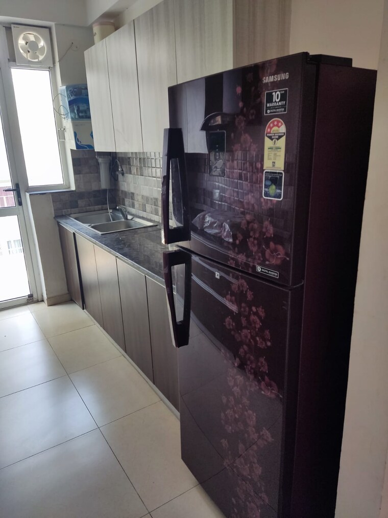 Kitchen, sushma-valencia 3 Bedroom 1800 Sq.Ft. Apartment In International Airport Road Zirakpur 9233379