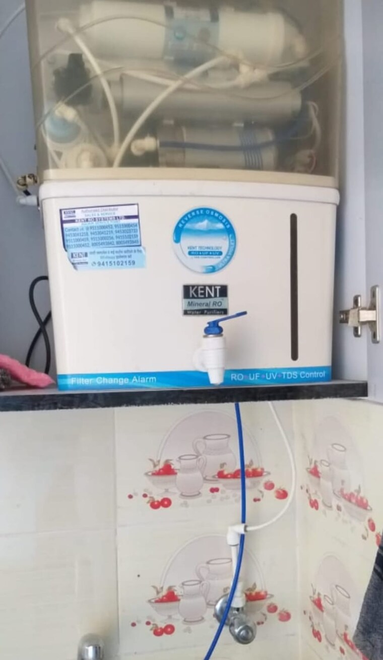 undefined, gomti nagar 2.5 Bedroom 1650 Sq.Ft. Apartment In Gomti Nagar Lucknow 9233380