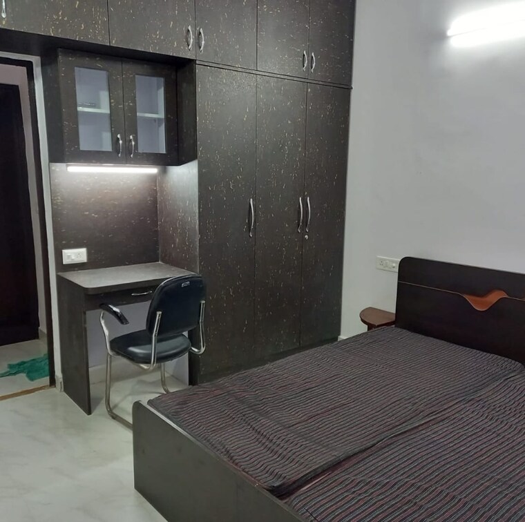 Bedroom, gomti nagar 2.5 Bedroom 1650 Sq.Ft. Apartment In Gomti Nagar Lucknow 9233380