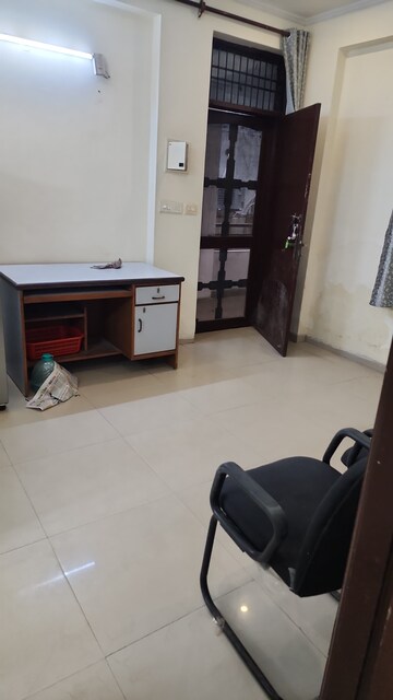 Living Room in 2 BHK Apartment at Sadbhawna Apartment, Sector 46 – for Rent