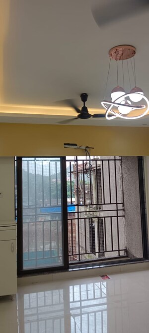 Room in 1 BHK Apartment at Ravi Gaurav Excellency, Mira Road – for Rent