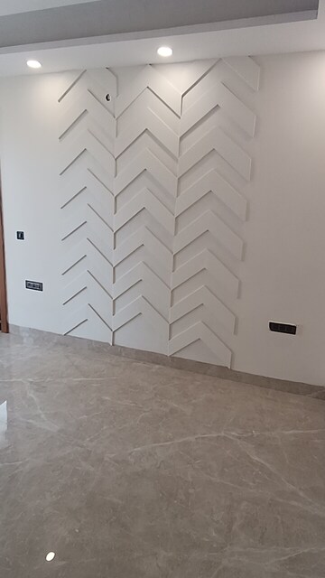 Room in 3 BHK Builder Floor at Sector 46 – for Sale