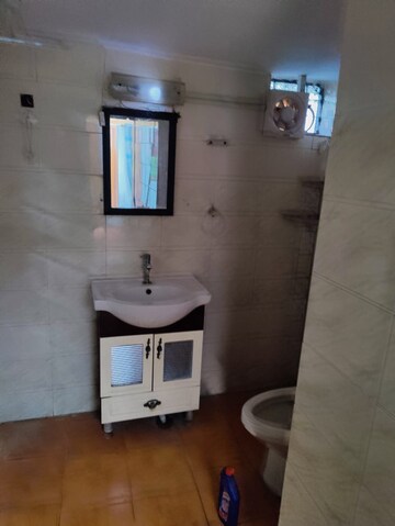 Bathroom in 1 BHK Independent House at Sector 19 – for Rent