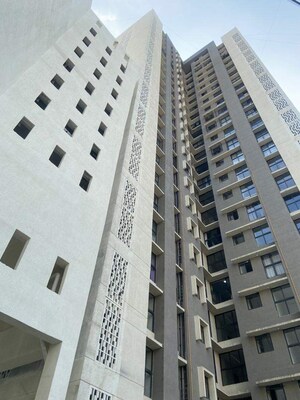 1 BHK Apartment For Rent in Lodha Casa Maxima, Mira Road