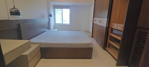 Bedroom in 2.5 BHK Apartment at Veena Saaz, Kandivali East – for Sale