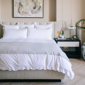 Bedroom in 3 BHK Apartment at Enpar Lotus 101 Worli Residences, Lower Parel – for Rent