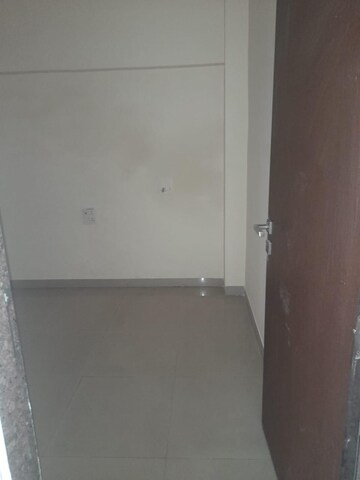 Room in 2 BHK Apartment at Kendale Emeralds, Badlapur East – for Sale