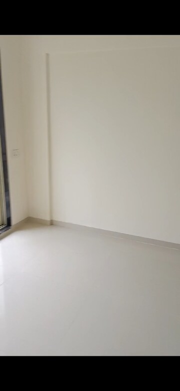 Room in 2 BHK Apartment at Kendale Emeralds, Badlapur East – for Sale