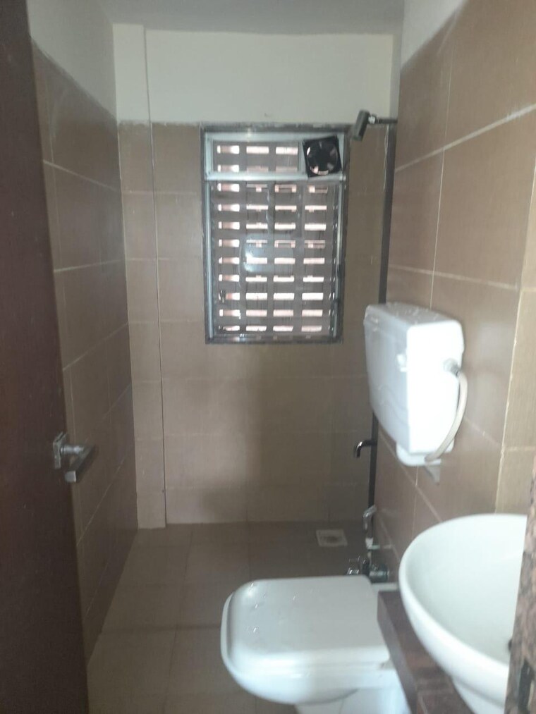 Bathroom, kendale-emeralds 2 Bedroom 640 Sq.Ft. Apartment In Badlapur East Thane 9233484