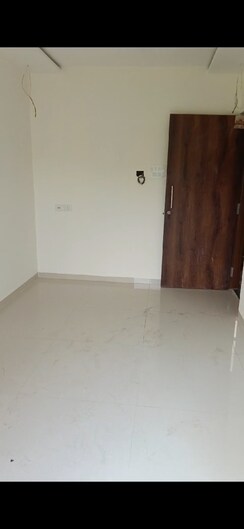 2 BHK Apartment For Sale in Kendale Emeralds