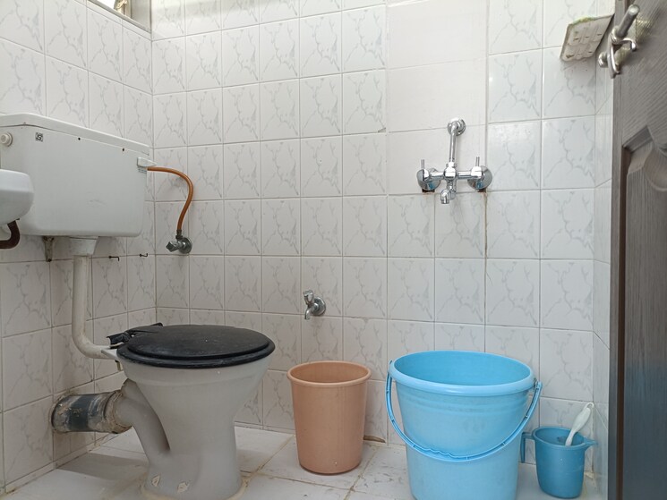 Bathroom, ramesh-hermes-heritage-phase-2 1 Bedroom 610 Sq.Ft. Apartment In Shastrinagar Pune 9233548