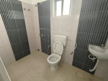 Bathroom in 3 BHK Apartment at Kristi Villa, Chinar Park – for Sale