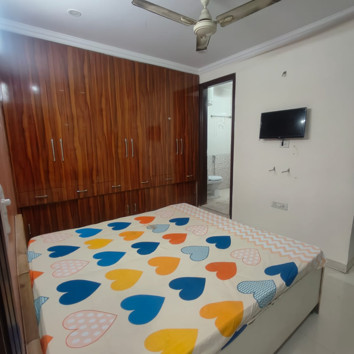 1.5 BHK Builder Floor For Rent in Shivalik Colony