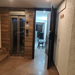 Building Lobby in 1.5 BHK Builder Floor at Shivalik Colony – for Rent