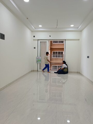Living Room in 3 BHK Apartment at Goregaon West – for Rent