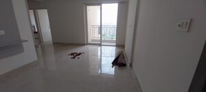 Room in 3 BHK Apartment at Signature Global Golf Greens, Sector 79 – for Rent