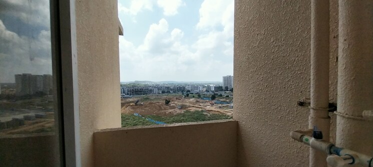 Swimming Pool, signature-global-golf-greens 3 Bedroom 728 Sq.Ft. Apartment In Sector 79 Gurgaon 9233598