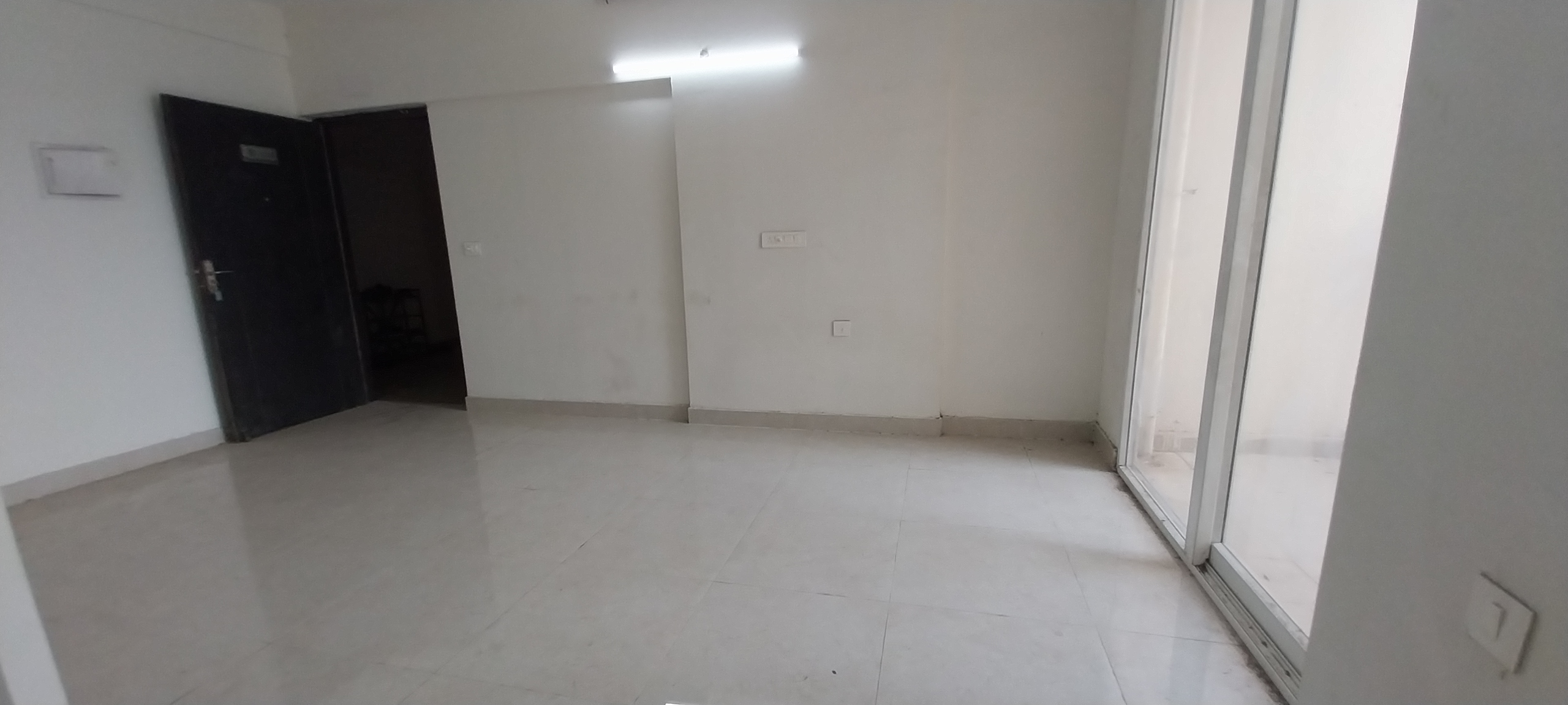 3 BHK + Extra Room Apartment For Rent in Signature Global Golf Greens