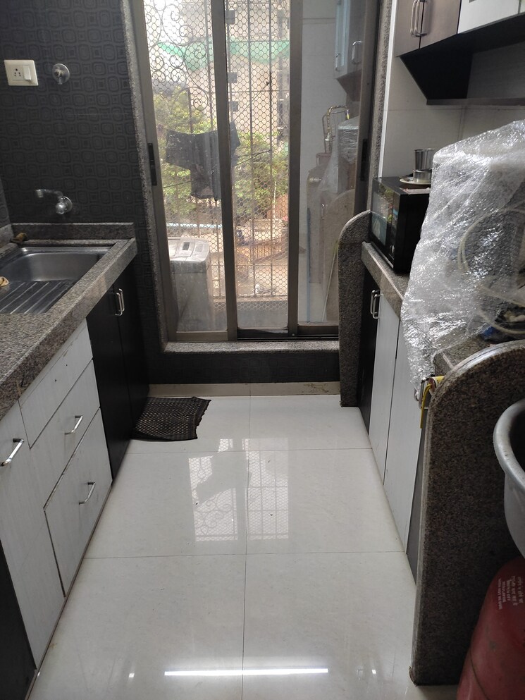 Kitchen, shree-niketan 2 Bedroom 950 Sq.Ft. Apartment In Kandivali West Mumbai 9233601