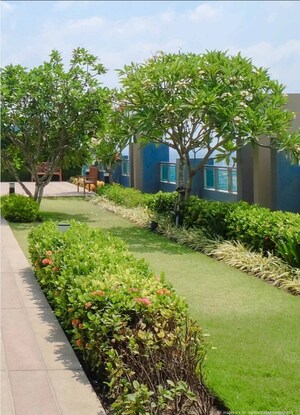 3 BHK Apartment – Garden View at Andheri West - for Sale