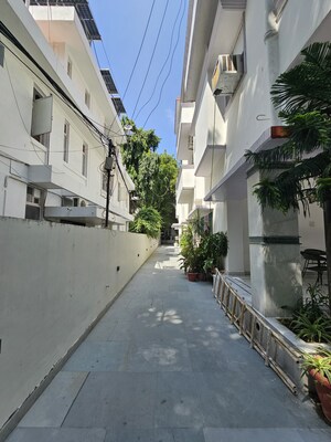 3 BHK Independent House – Exterior View View at Hauz Khas - for Rent