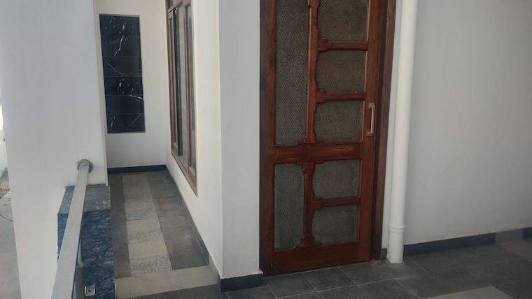 undefined, canal road 2 Bedroom 150 Sq.Yd. Builder Floor In Canal Road Dehradun 9233664