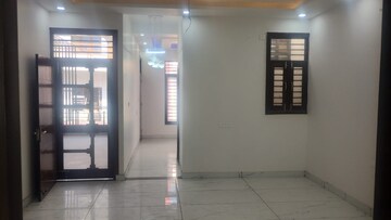 Room in 2 BHK Builder Floor at Canal Road – for Rent