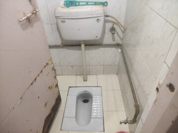 Bathroom in 1 BHK Apartment at Guruwar Peth – for Rent