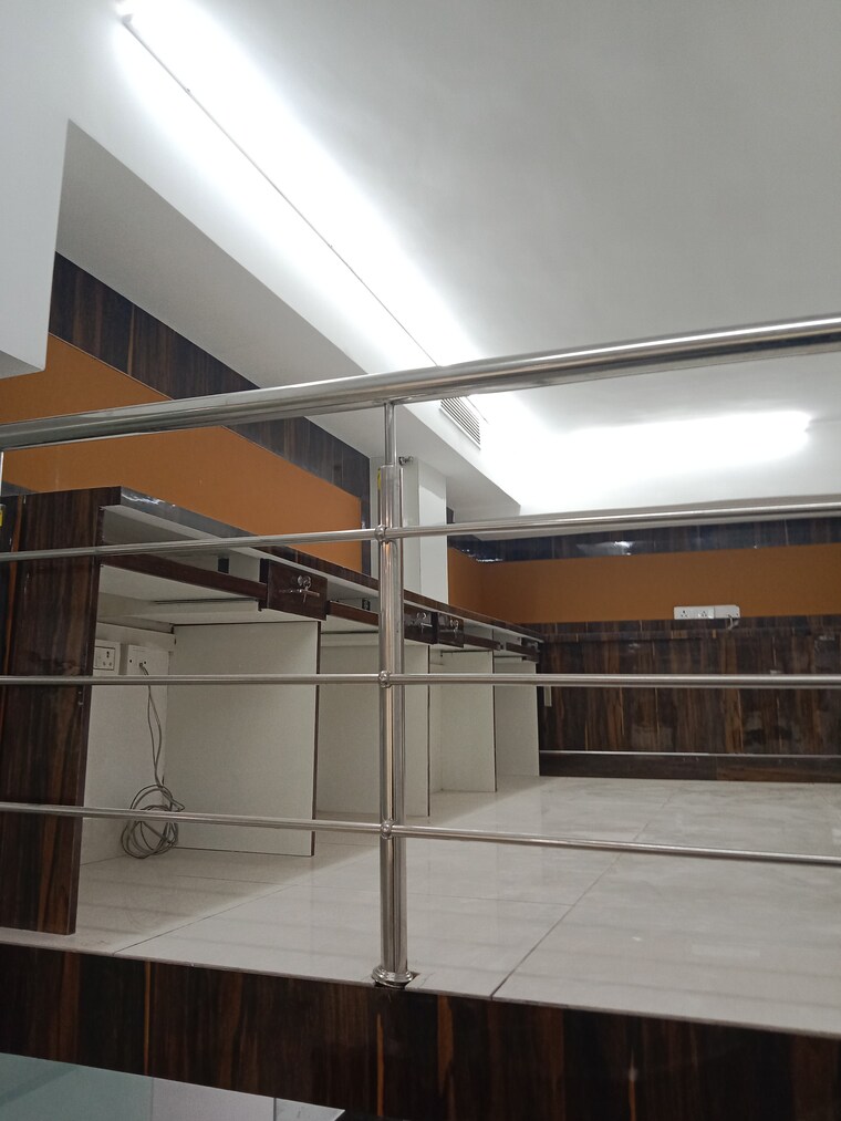 undefined, netaji subhash place Commercial Office Space 850 Sq.Ft. In Netaji Subhash Place Delhi 9233717