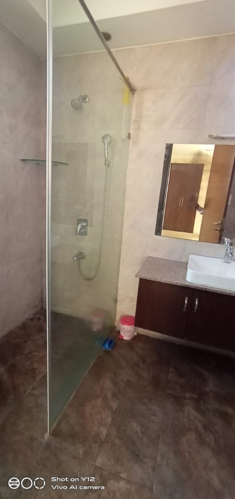 Bathroom, east of kailash 4 Bedroom 400 Sq.Yd. Builder Floor In East Of Kailash Delhi 9233727