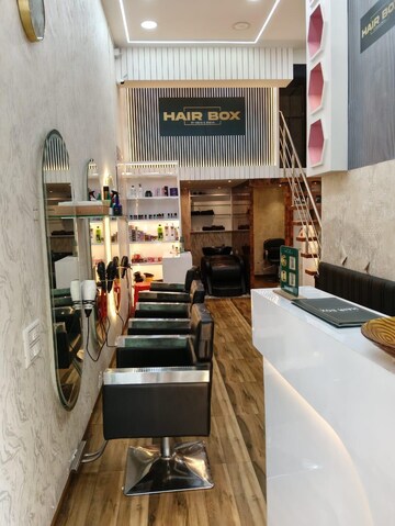  Shop – Exterior View View at Darsshan Pride, Tardeo - for Rent
