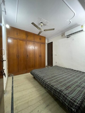 1 RK Builder Floor For Rent in Chattarpur