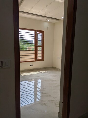 Room in 3 BHK Independent House at MS Enclave Zirakpur, Dhakoli – for Sale