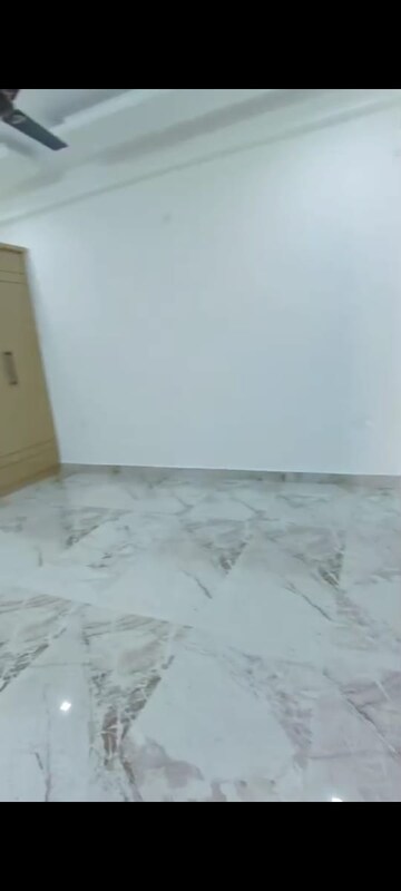 Room in 3 BHK Villa at Sindhuja Greens, Sector 10 Greater Noida – for Rent