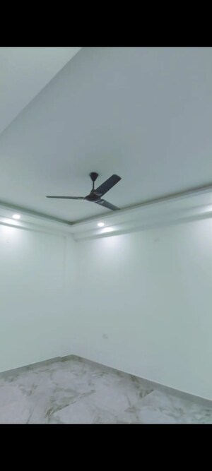 Furnished Amenities in 3 BHK Villa at Sindhuja Greens, Sector 10 Greater Noida – for Rent