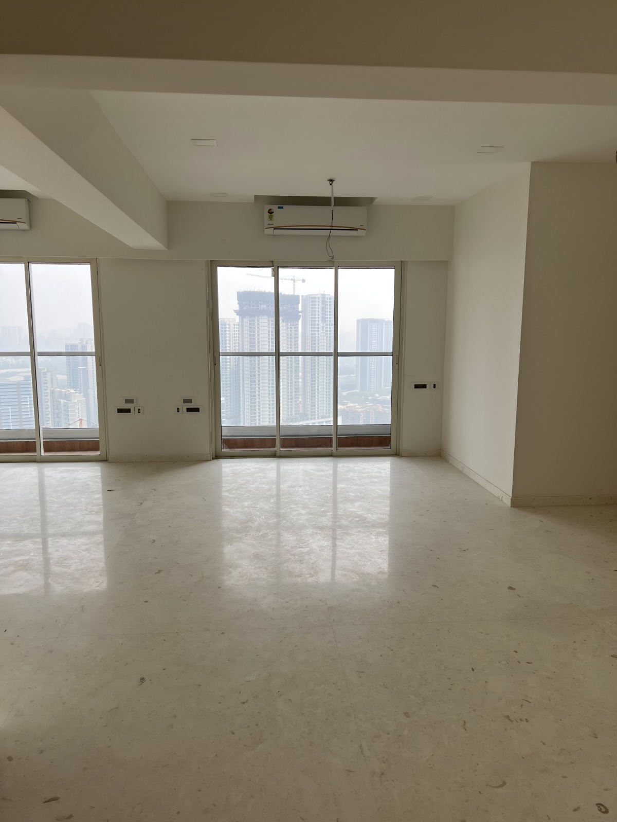 4 BHK 1800 Sq.Ft. Apartment in Ekta Tripolis