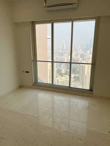 Bedroom in 4 BHK Apartment at Ekta Tripolis, Goregaon West – for Rent