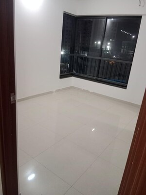 Room in 3 BHK Apartment at Shapoorji Pallonji Joyville Hadapsar Annexe, Hadapsar – for Rent