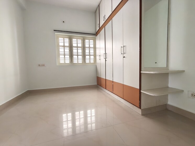 Room, jagadish nagar 1 Bedroom 660 Sq.Ft. Builder Floor In Jagadish Nagar Bangalore 9233882