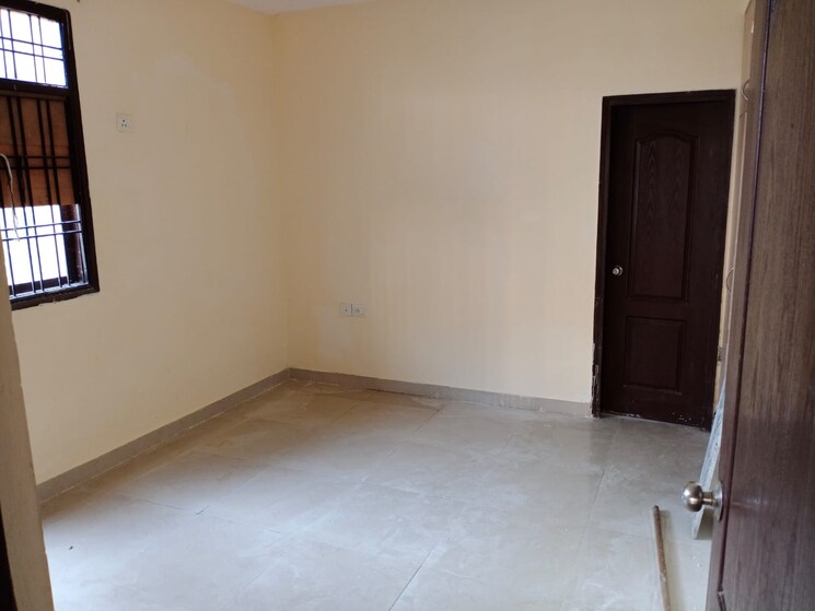 Room, puri-vip-floors 4 Bedroom 2660 Sq.Ft. Builder Floor In Sector 81 Faridabad 9233895