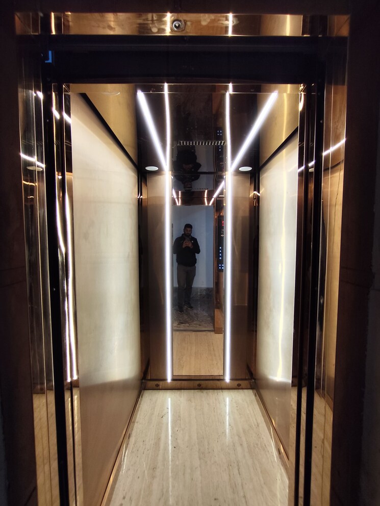 undefined, kishangarh 3 Bedroom 1500 Sq.Ft. Apartment In Kishangarh Delhi 9233954