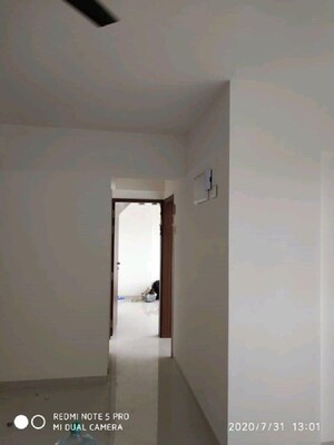 Room in 2 BHK Apartment at Kohinoor Tinsel County, Hinjewadi – for Rent