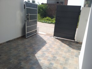 Parking in 3 BHK Independent House at LudhianA-Chandigarh Hwy – for Sale