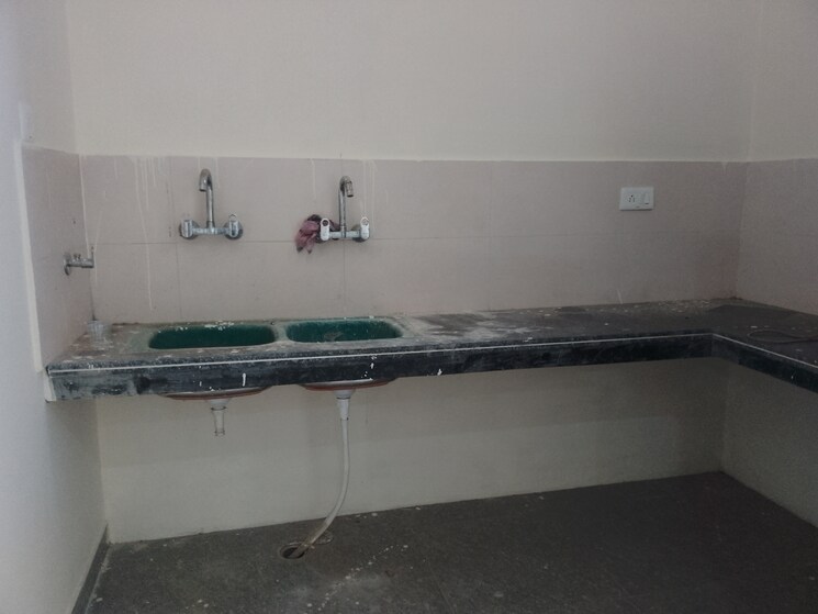 Kitchen, ludhiana chandigarh hwy 3 Bedroom 95 Sq.Yd. Independent House In LudhianA Chandigarh Hwy Mohali 9233983