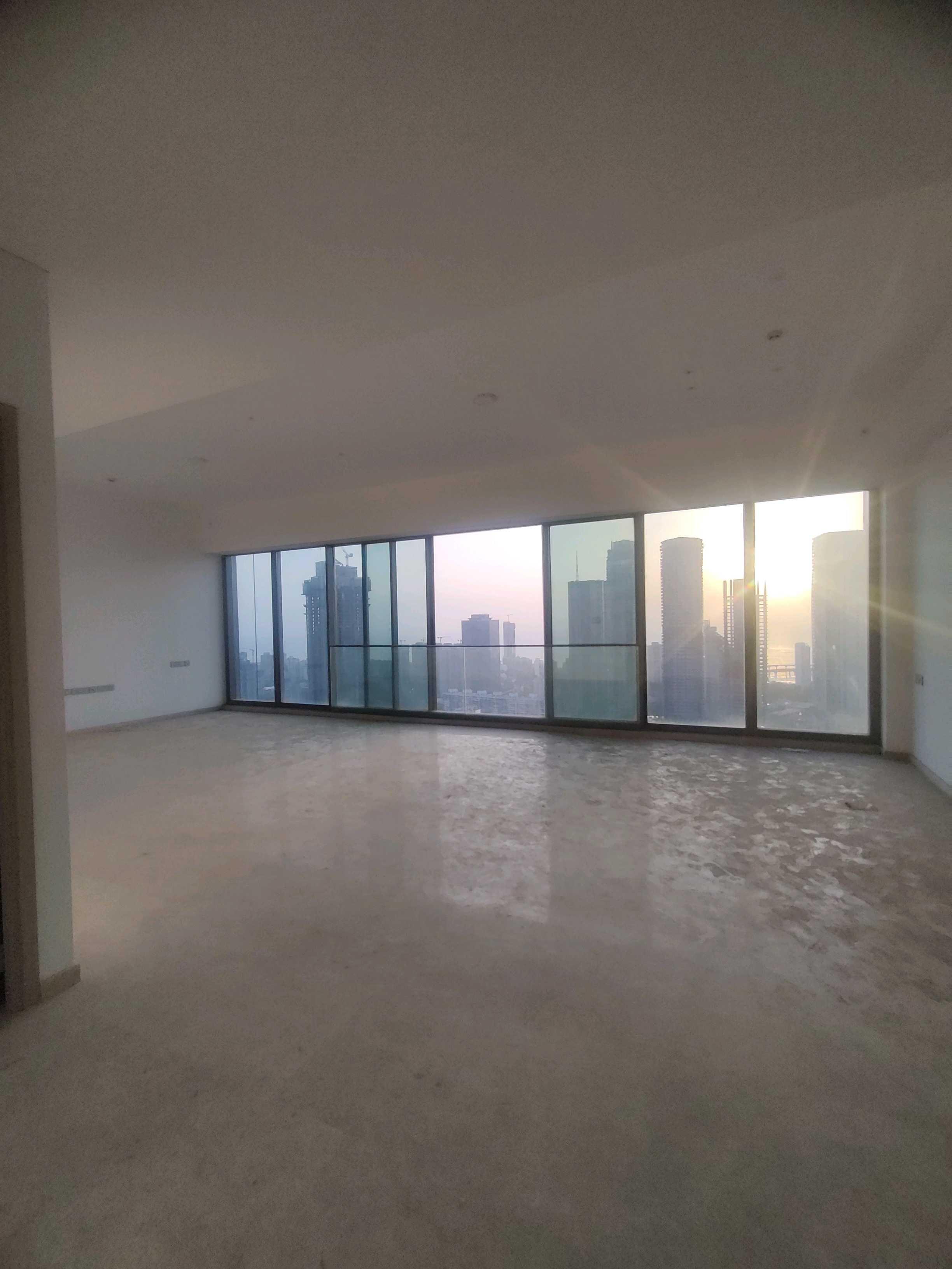 5 BHK + Pooja Room,Servant Room Apartment For Rent in Rustomjee Crown