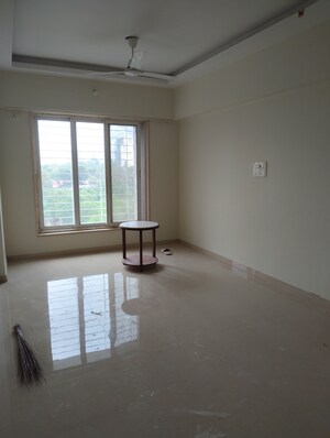 1 BHK Apartment For Rent in Kashish Park Centriod, Ghatkopar East