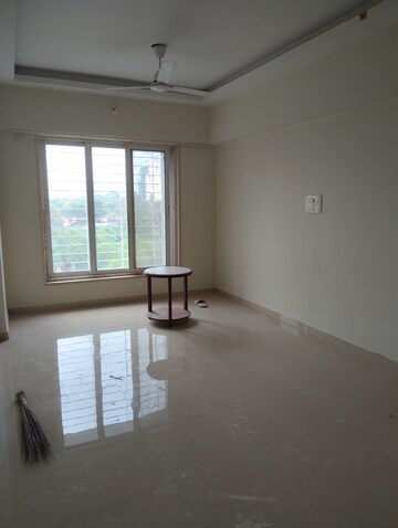 1 BHK Apartment For Rent in Kashish Park Centriod, Ghatkopar East