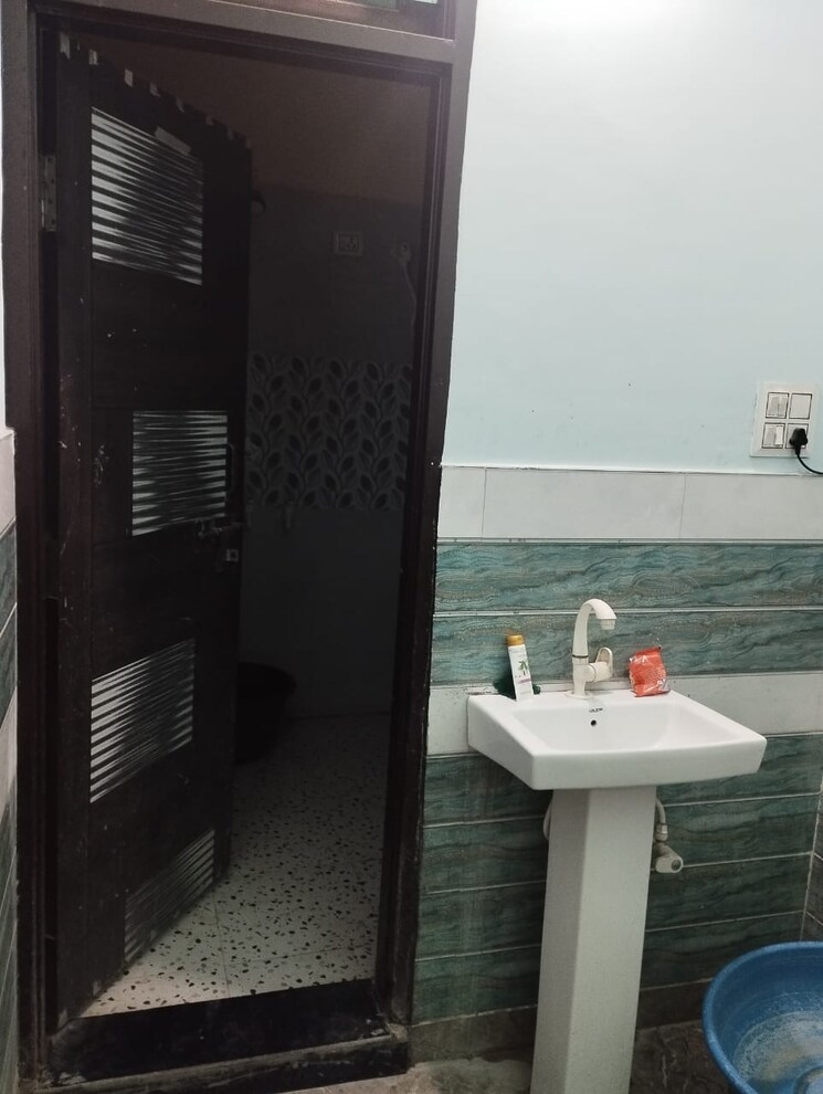 Exterior View, nangla gurjan 3.5 Bedroom 100 Sq.Yd. Independent House In Nangla Gurjan Faridabad 9233984