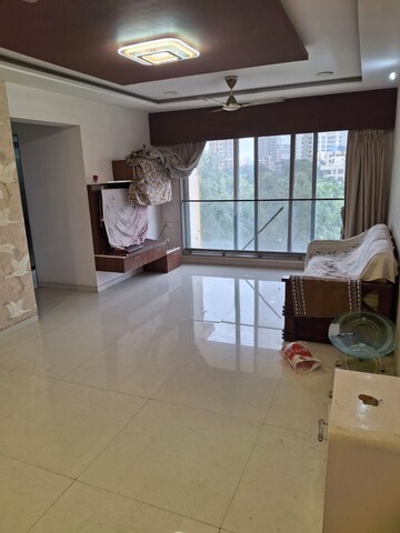 Room in 2 BHK Apartment at Gabadia Heights, Kandivali West – for Rent