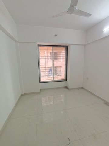 Room in 2 BHK Apartment at Urban Skyline Phase 1, Ravet – for Rent
